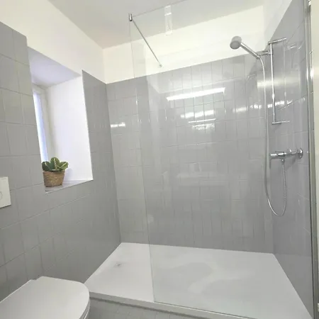 Torre - Citta Vecchia Apartment Locarno